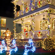 A Christmas Lights Scavenger Hunt for the Whole Family