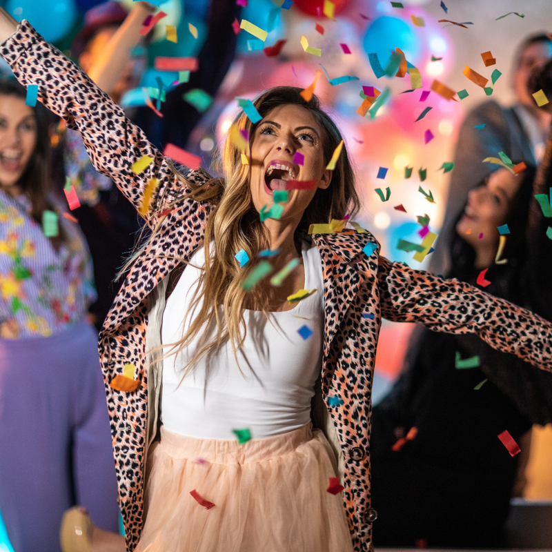 Dont Be A Bore Play These Minute To Win It Games For Adults Tonight - adokpi1